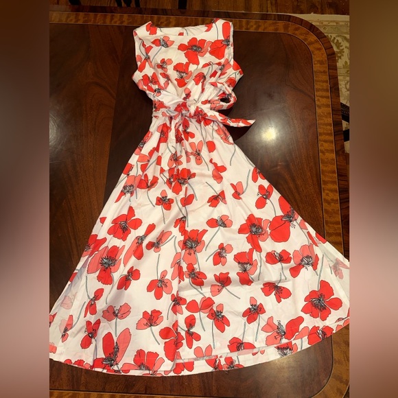 Anne Klein Petite Floral-print Midi Dress in Bright White/ Red Pear combo - Picture 2 of 5